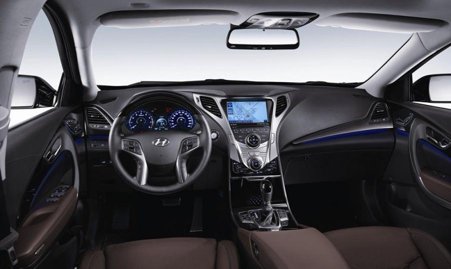  Hyundai Grandeur 2012 года  (фото 5 из 11)